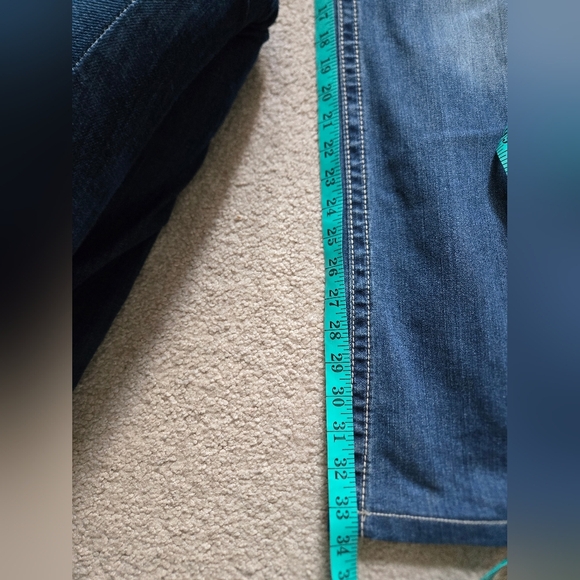 ARIAT "RUBY" Bootcut Flare Dark Wash Mid Rise Blue Jeans . 27L - Picture 13 of 16